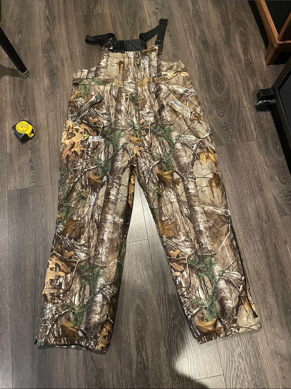 Realtree Camo Hunting Bib Overalls in Brown and Green Scent Blocker Size 2xL